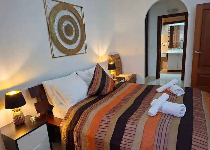 Cozy 2 Bedroom In *