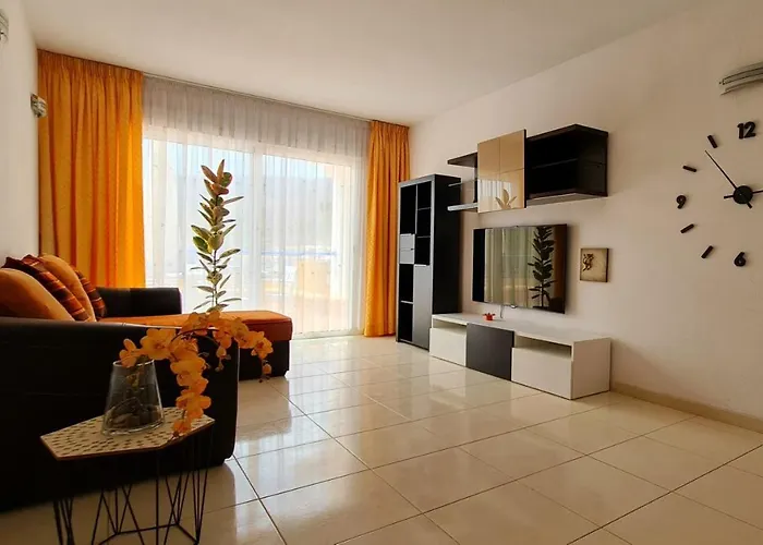 Cozy 2 Bedroom In * Costa Adeje