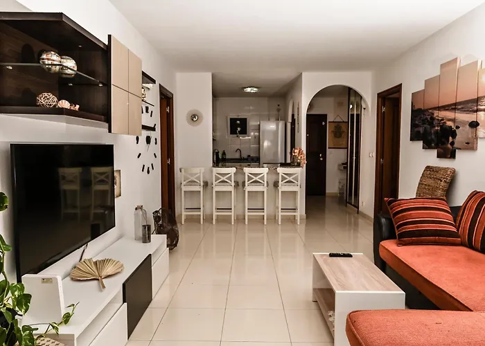 Cozy 2 Bedroom In Lägenhet